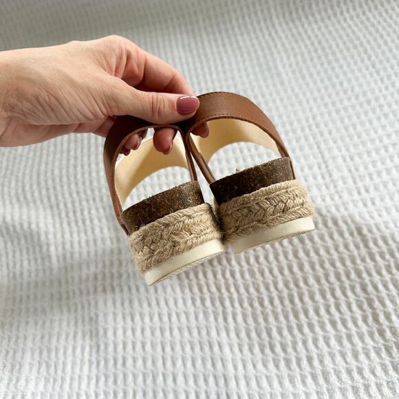 UNIONBAY Women's  Jaklin Flat Platform Sandals Natural Coloring Size 6 - Picture 6 of 8